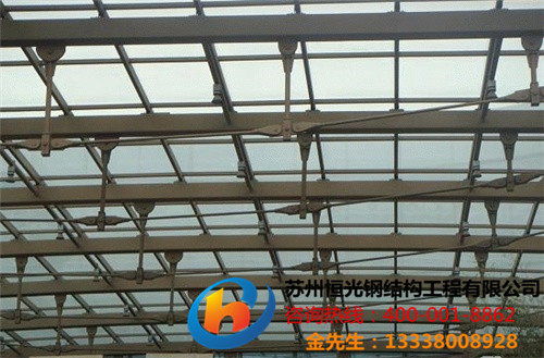 苏州钢结构遮雨棚安装镀锌钢格栅施工不锈钢直管栏杆施工